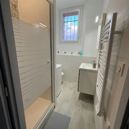 - Telepherique/gare Apartment *